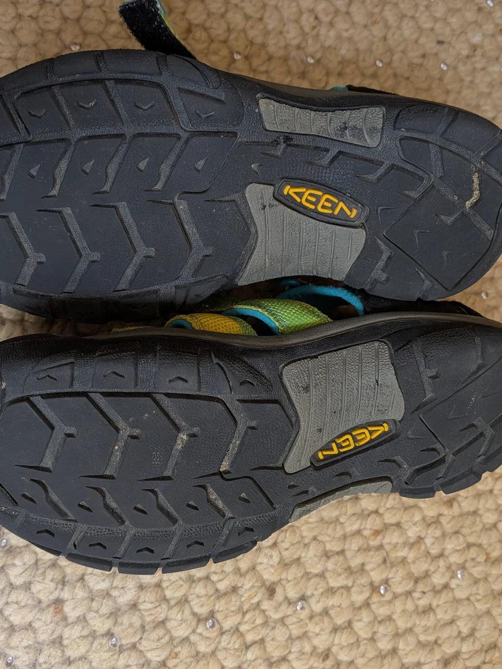 KEEN Newport H2 Kids Size 2 Multicolor Washable Sandals
